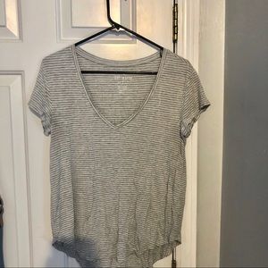 American Eagle grey and white soft&sexy top